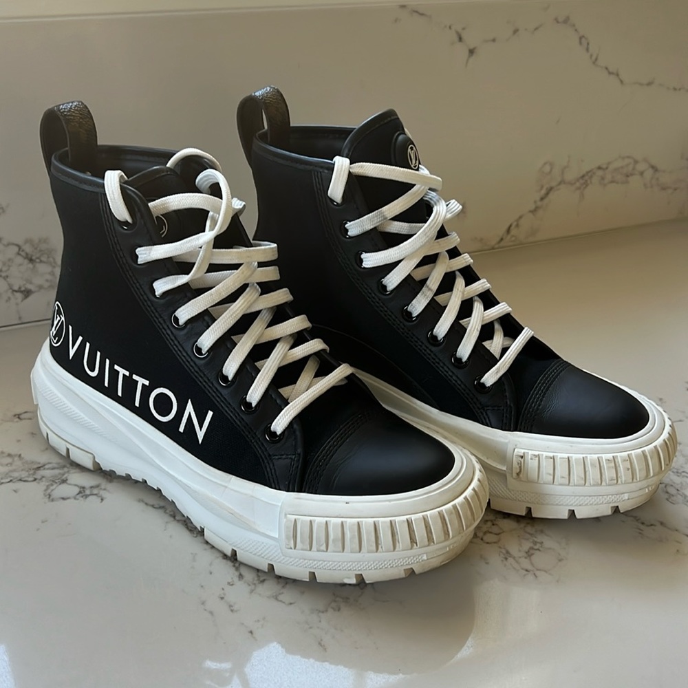 LOUIS VUITTON LV Squad Sneaker Boots Monogram